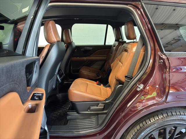 used 2023 Lincoln Aviator car, priced at $52,480