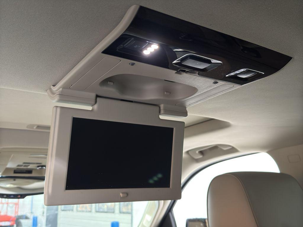 used 2018 GMC Yukon car, priced at $29,190