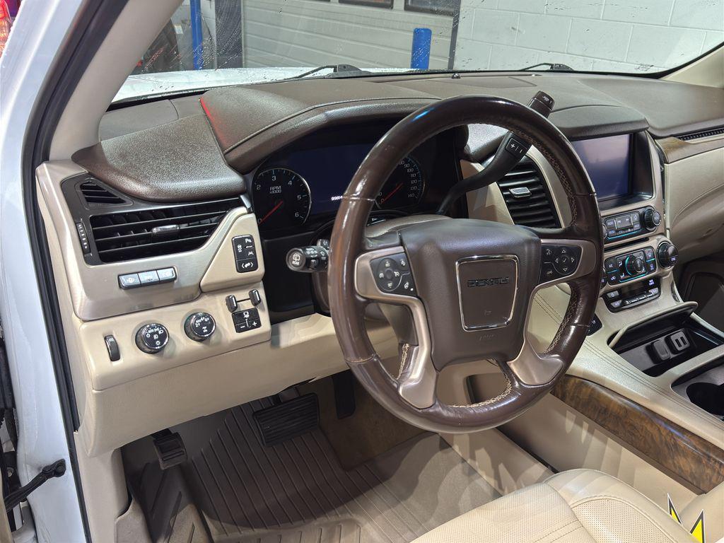 used 2018 GMC Yukon car, priced at $29,190