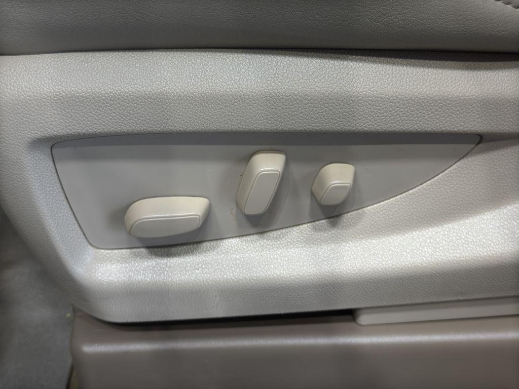 used 2018 GMC Yukon car, priced at $29,190