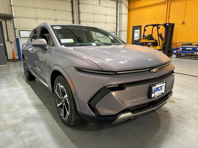 new 2025 Chevrolet Equinox car, priced at $43,295