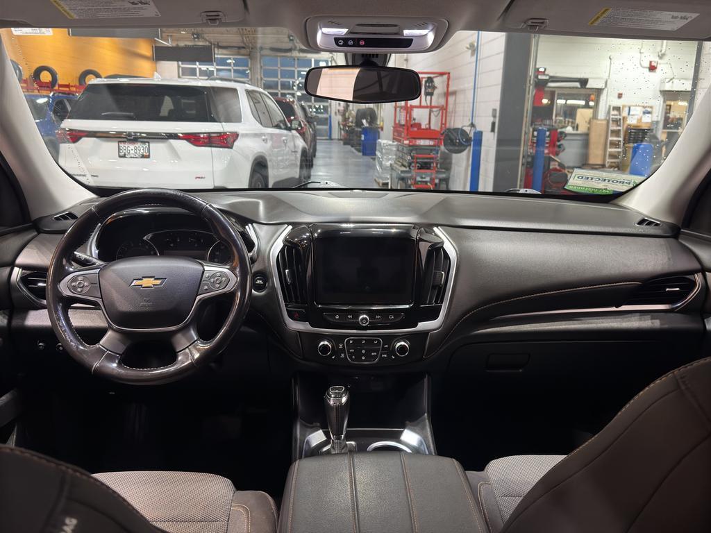 used 2020 Chevrolet Traverse car, priced at $27,290
