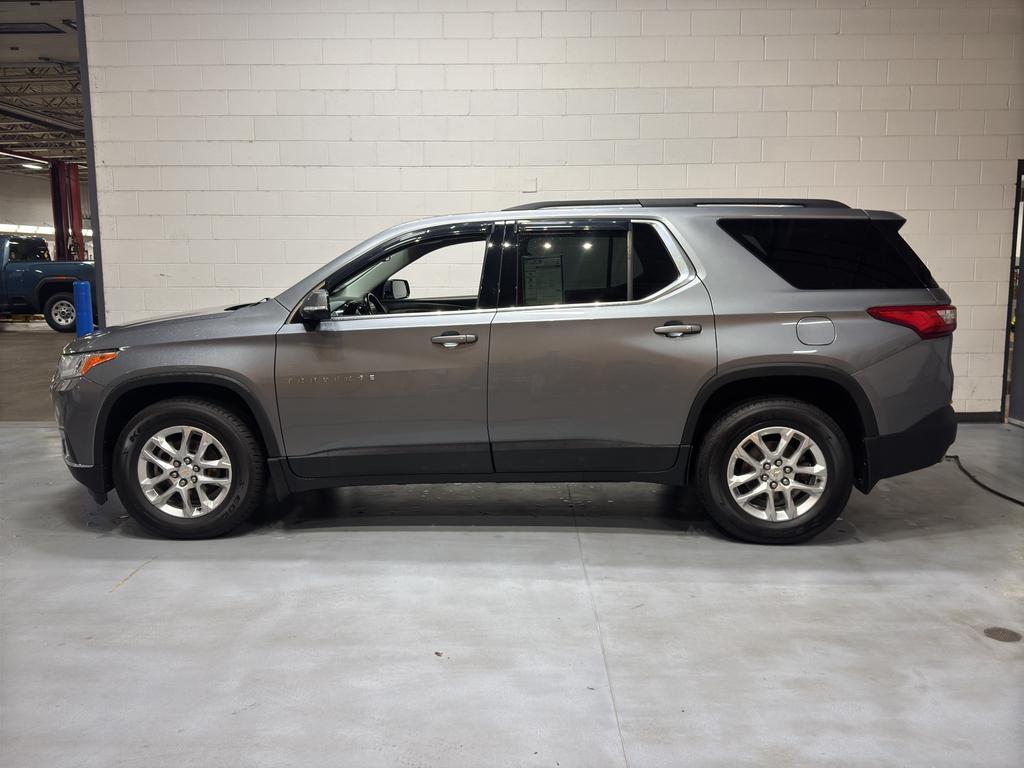 used 2020 Chevrolet Traverse car, priced at $27,290