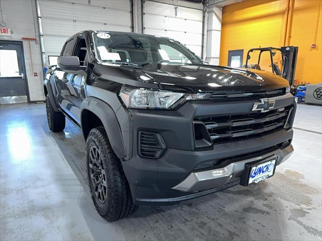 new 2025 Chevrolet Colorado car, priced at $43,820