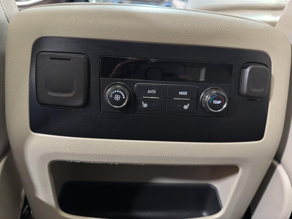 used 2020 GMC Yukon car, priced at $36,635