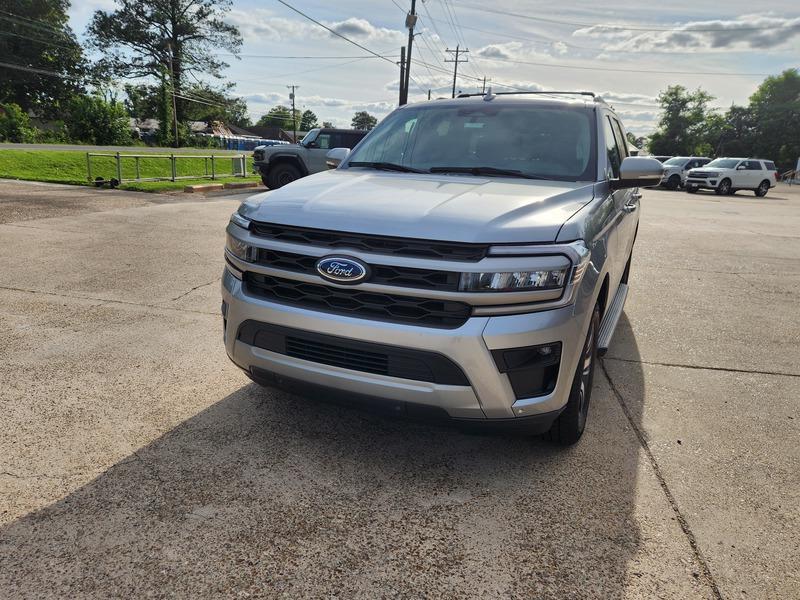 new 2024 Ford Expedition car, priced at $64,995