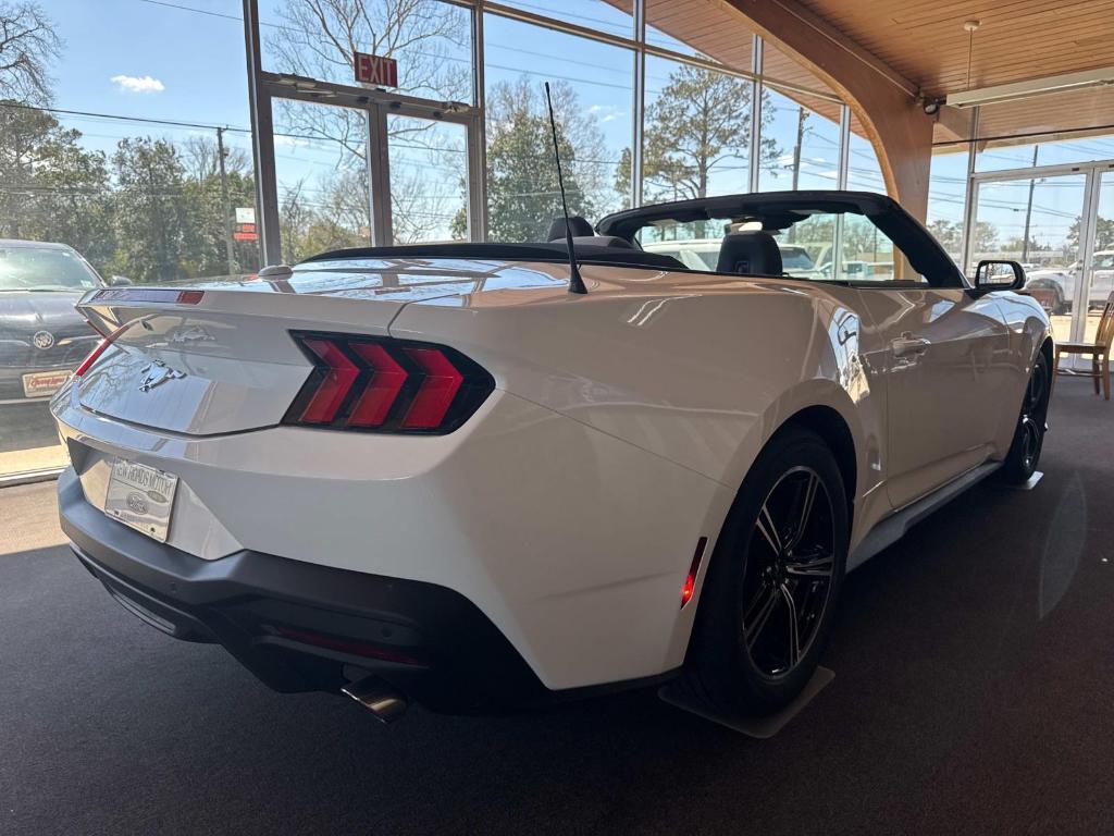 new 2025 Ford Mustang car