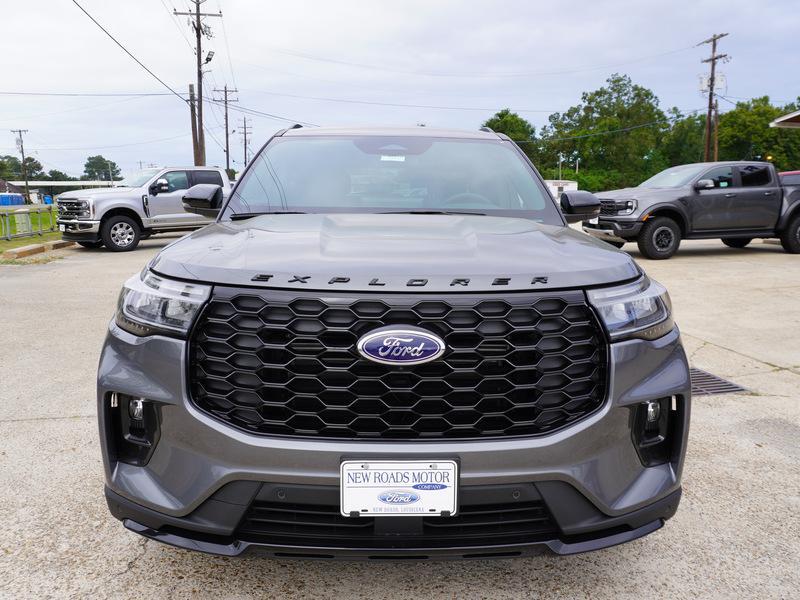 new 2025 Ford Explorer car