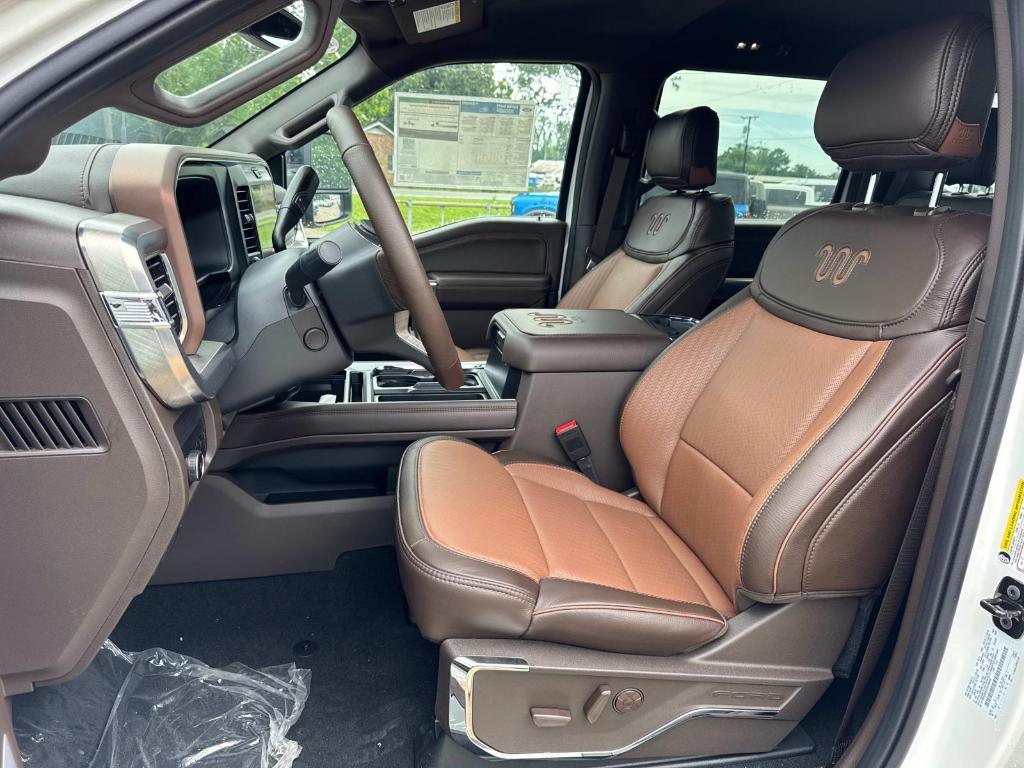 new 2025 Ford F-250 car