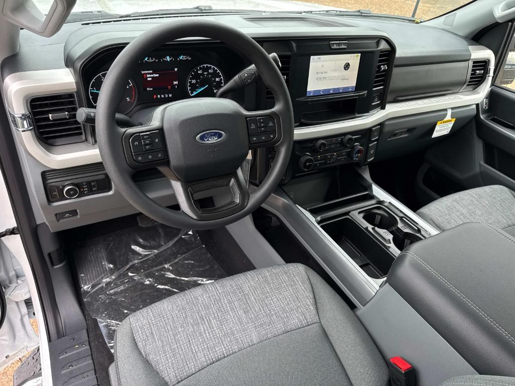 new 2025 Ford F-250 car