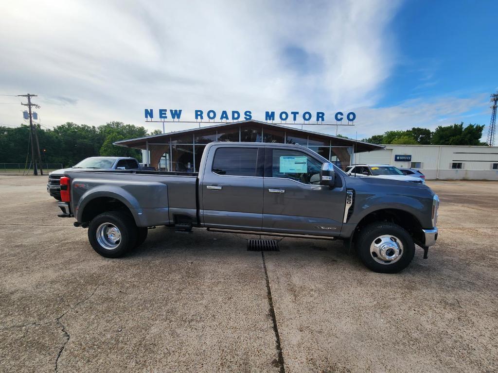 new 2025 Ford F-350 car