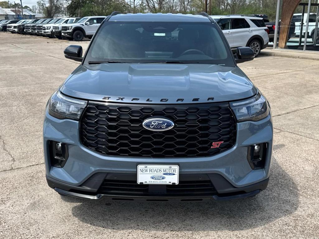 new 2025 Ford Explorer car