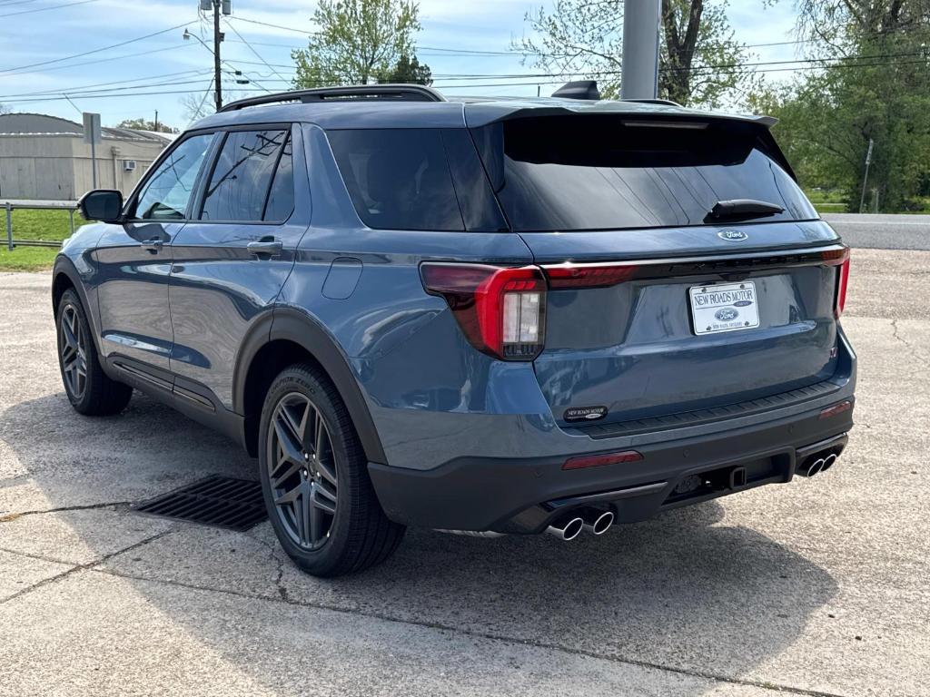 new 2025 Ford Explorer car