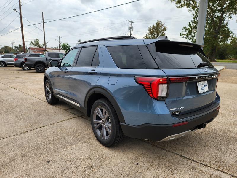 new 2025 Ford Explorer car