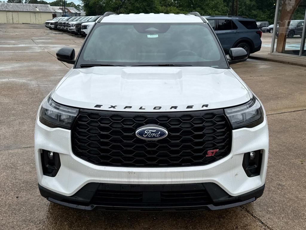 new 2025 Ford Explorer car