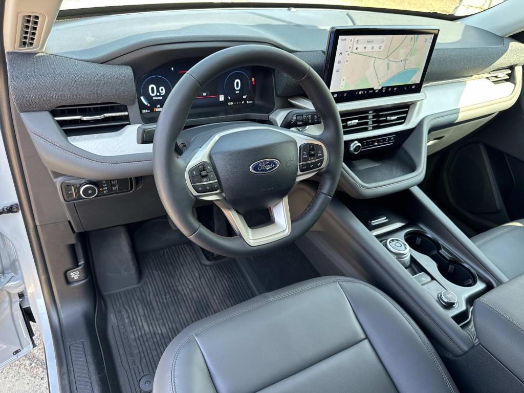 new 2025 Ford Explorer car, priced at $44,950