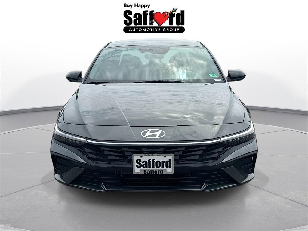 new 2025 Hyundai Elantra car, priced at $26,805