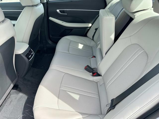 new 2025 Hyundai Sonata Hybrid car, priced at $38,605