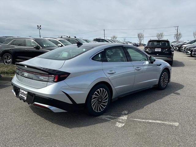 new 2025 Hyundai Sonata Hybrid car, priced at $38,605