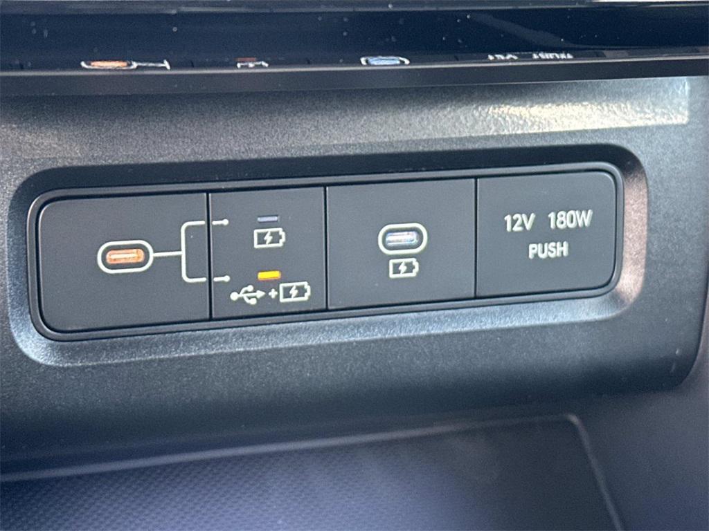 new 2026 Hyundai TUCSON Hybrid car, priced at $37,885