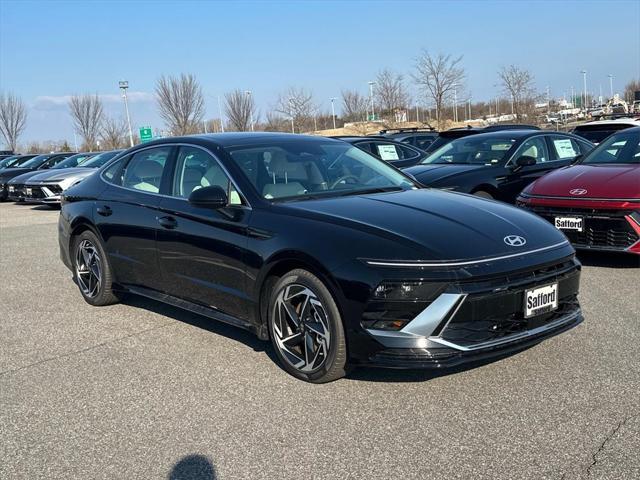 new 2025 Hyundai Sonata car, priced at $32,110