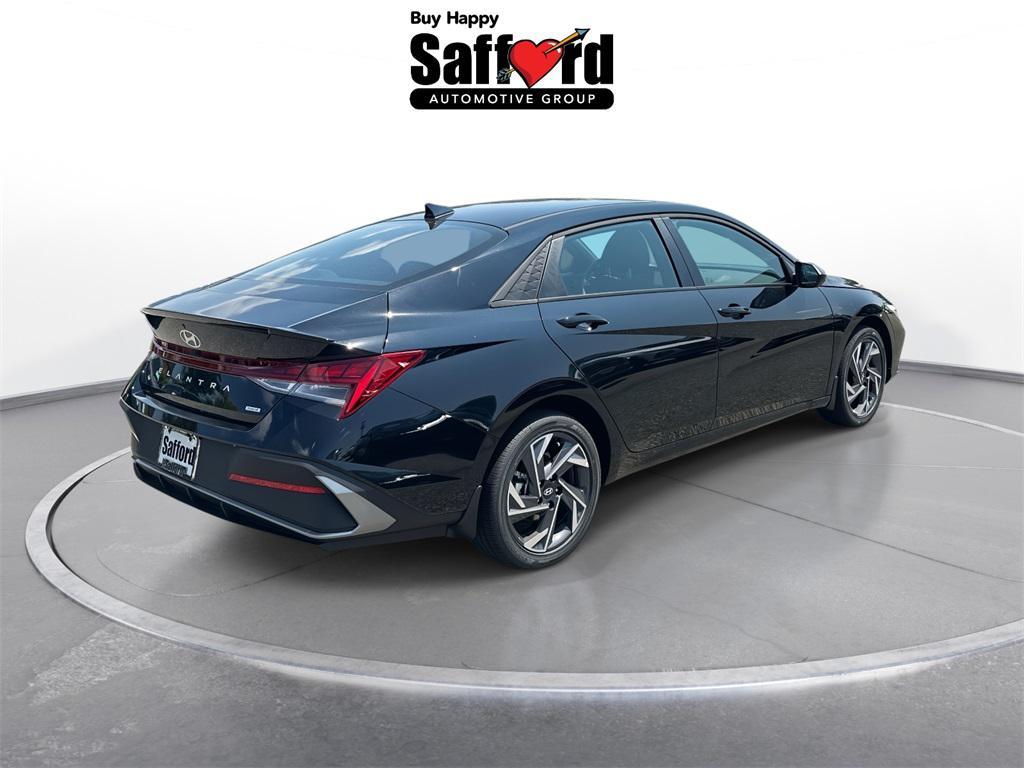 new 2025 Hyundai Elantra car, priced at $27,030