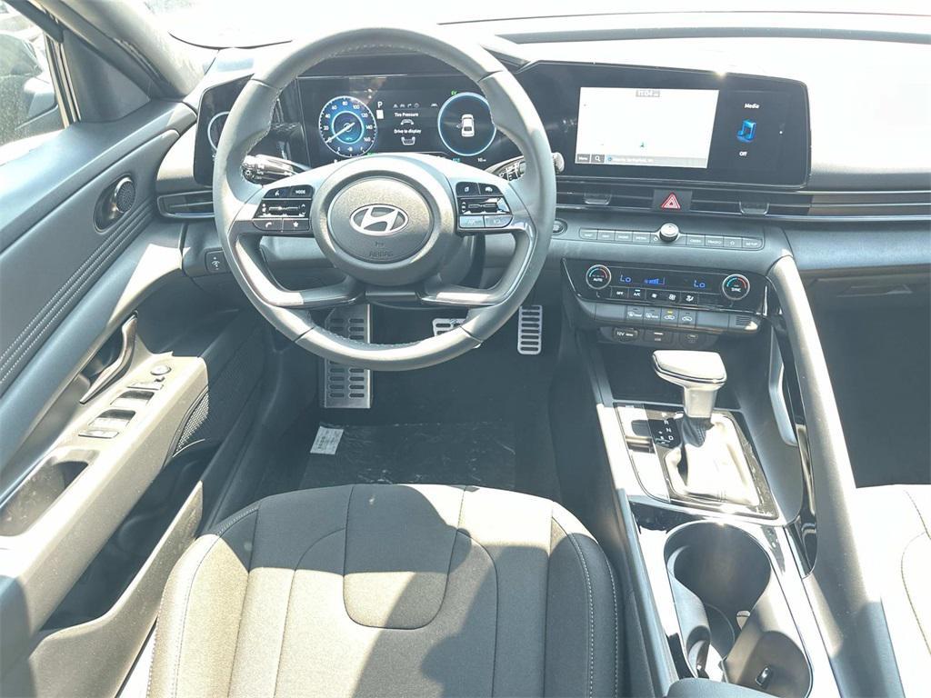 new 2025 Hyundai Elantra car, priced at $27,030