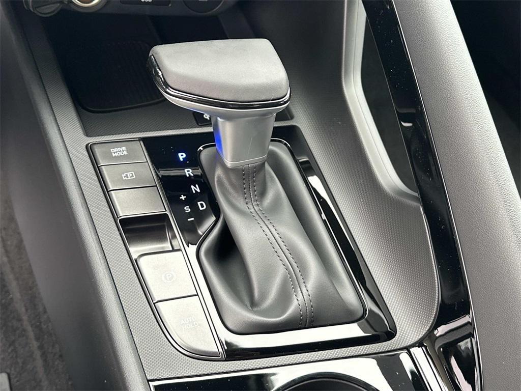 new 2026 Hyundai ELANTRA HEV car, priced at $29,295