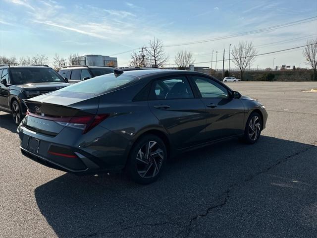 new 2025 Hyundai Elantra car, priced at $23,685