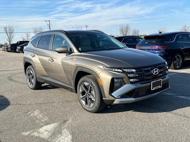 new 2025 Hyundai Tucson Hybrid car, priced at $38,350