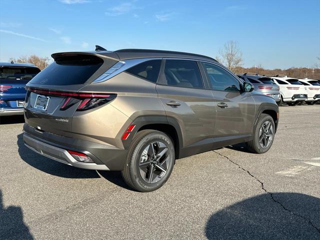 new 2025 Hyundai Tucson Hybrid car, priced at $38,350