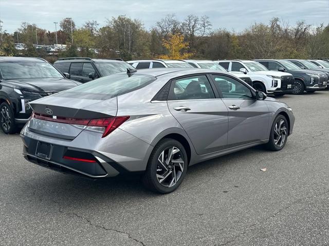 new 2025 Hyundai Elantra car, priced at $26,280