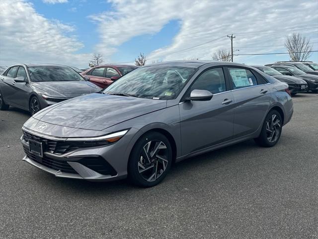 new 2025 Hyundai Elantra car, priced at $26,280