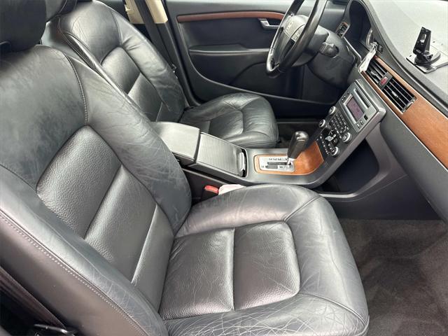 used 2008 Volvo S80 car, priced at $4,500