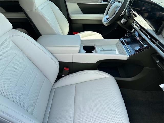 new 2025 Hyundai SANTA FE HEV car, priced at $50,800