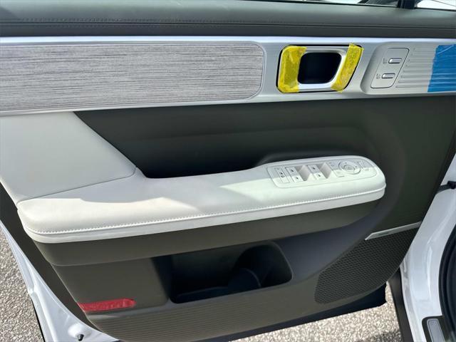 new 2025 Hyundai SANTA FE HEV car, priced at $50,775