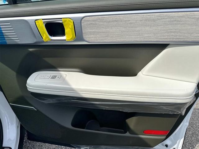 new 2025 Hyundai SANTA FE HEV car, priced at $50,775
