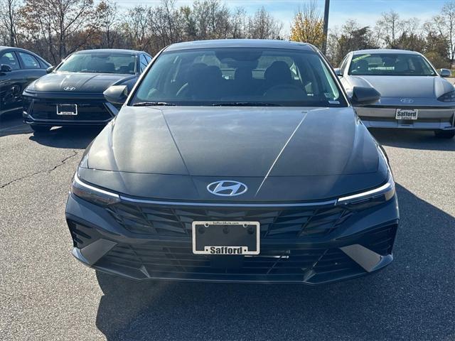 new 2025 Hyundai Elantra car, priced at $26,140