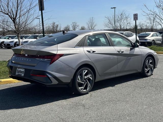 new 2024 Hyundai Elantra car, priced at $24,879