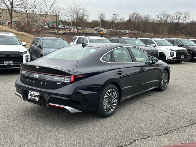 new 2025 Hyundai Sonata Hybrid car, priced at $38,205