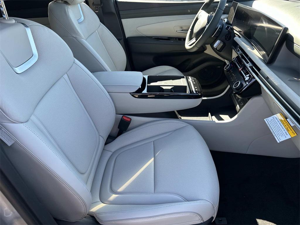 new 2026 Hyundai TUCSON Hybrid car, priced at $44,620