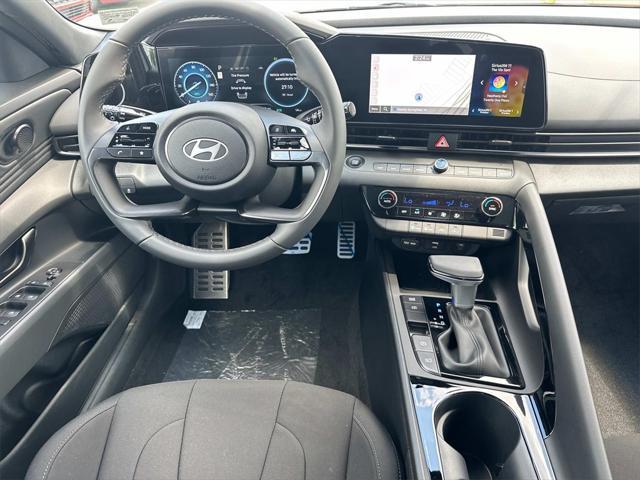 new 2025 Hyundai Elantra car, priced at $27,030
