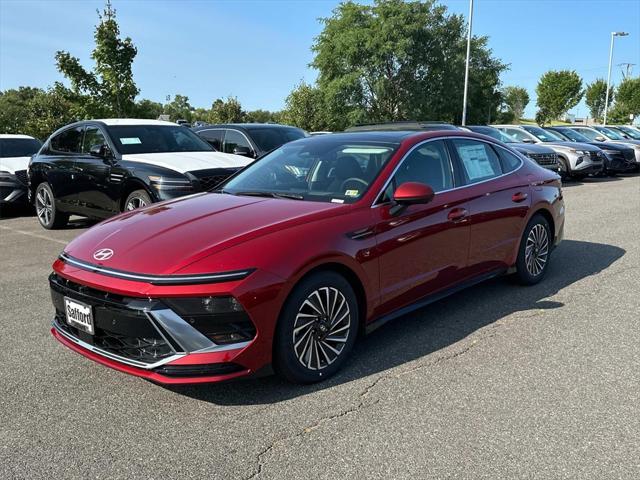 new 2024 Hyundai Sonata Hybrid car, priced at $37,202