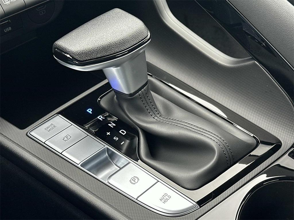 new 2025 Hyundai ELANTRA HEV car, priced at $24,805