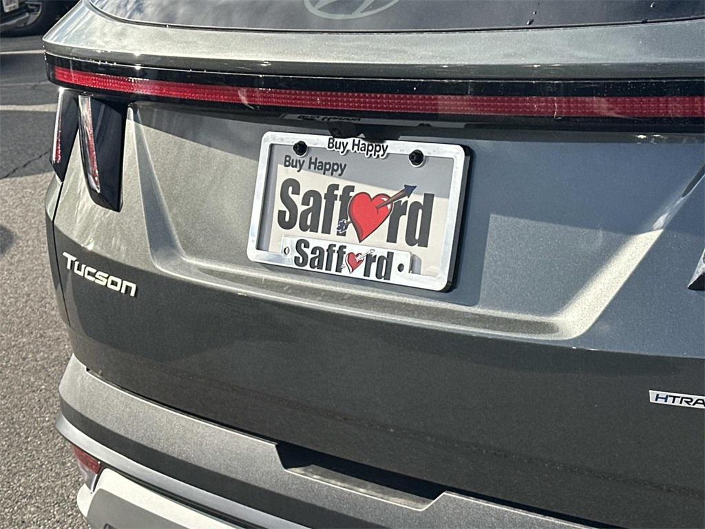 new 2026 Hyundai TUCSON Hybrid car, priced at $37,385