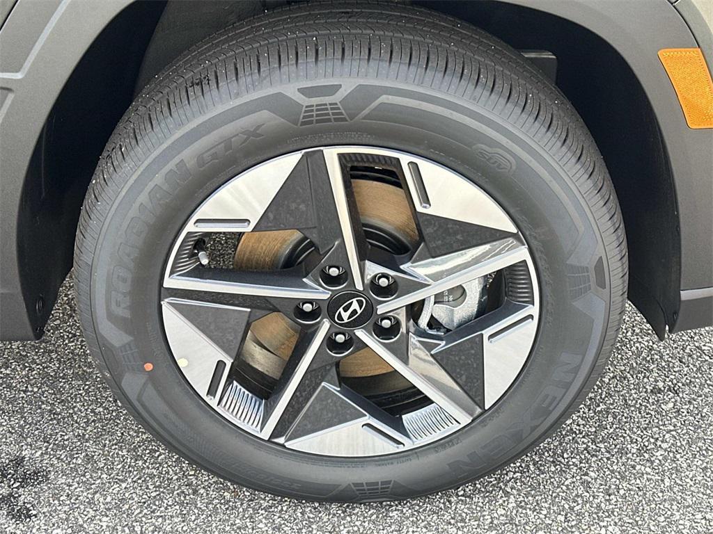 new 2026 Hyundai TUCSON Hybrid car, priced at $37,385