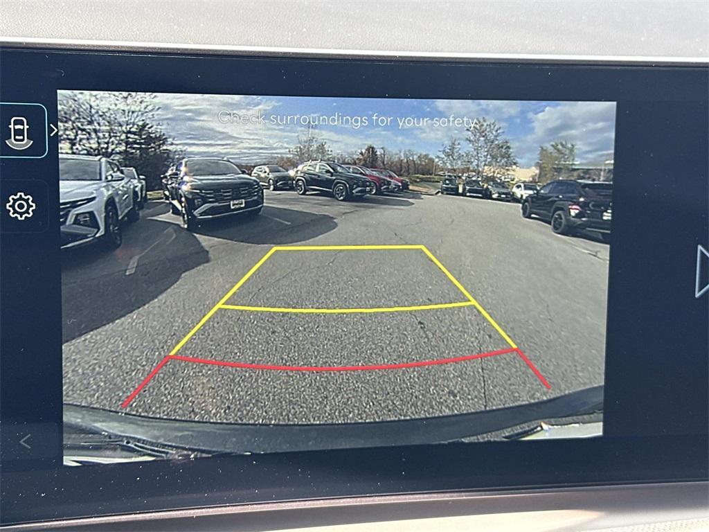 new 2026 Hyundai TUCSON Hybrid car, priced at $37,385