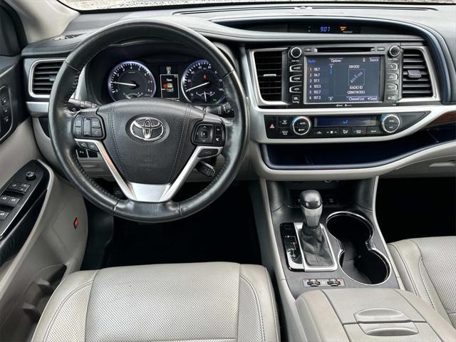 used 2015 Toyota Highlander car, priced at $18,500