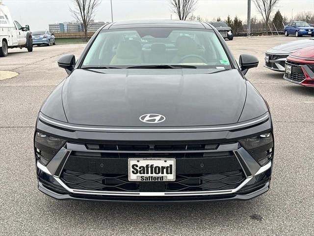 new 2025 Hyundai Sonata Hybrid car, priced at $38,180