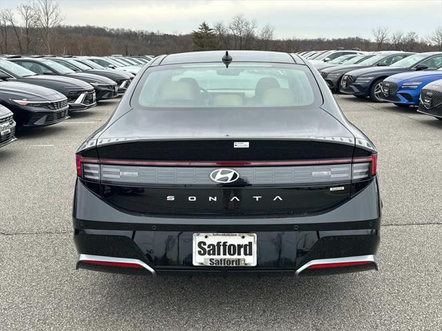 new 2025 Hyundai Sonata Hybrid car, priced at $38,180